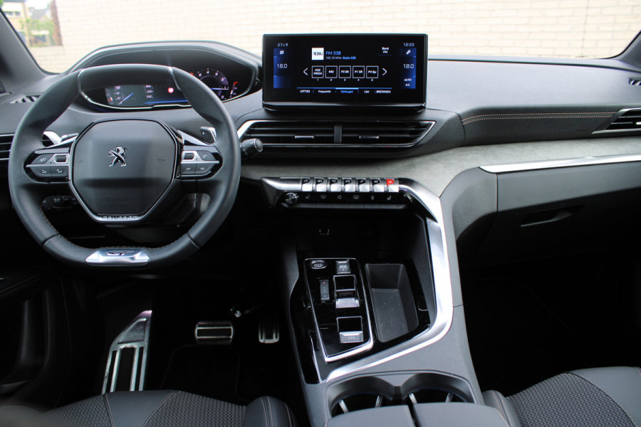 Peugeot 5008 1.2 PureTech 130PK Automaat GT | Black Pack | Adaptieve Cruise | 7-Persoons | Led | BLIS | Navigatie