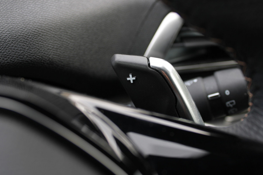 Peugeot 5008 1.2 PureTech 130PK Automaat GT | Black Pack | Adaptieve Cruise | 7-Persoons | Led | BLIS | Navigatie