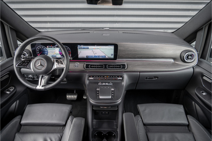 Mercedes-Benz V-Klasse 300d Extra Lang AMG-Line -Distronic-