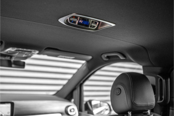 Mercedes-Benz V-Klasse 300d Extra Lang AMG-Line -Distronic-