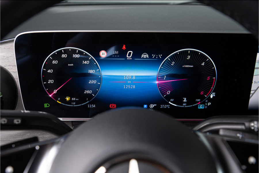 Mercedes-Benz V-Klasse 300d Extra Lang AMG-Line -Distronic-