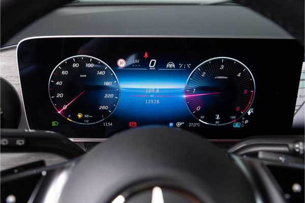 Mercedes-Benz V-Klasse 300d Extra Lang AMG-Line -Distronic-