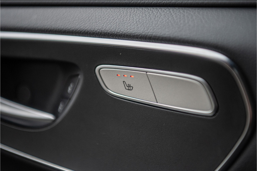 Mercedes-Benz V-Klasse 300d Extra Lang AMG-Line -Distronic-