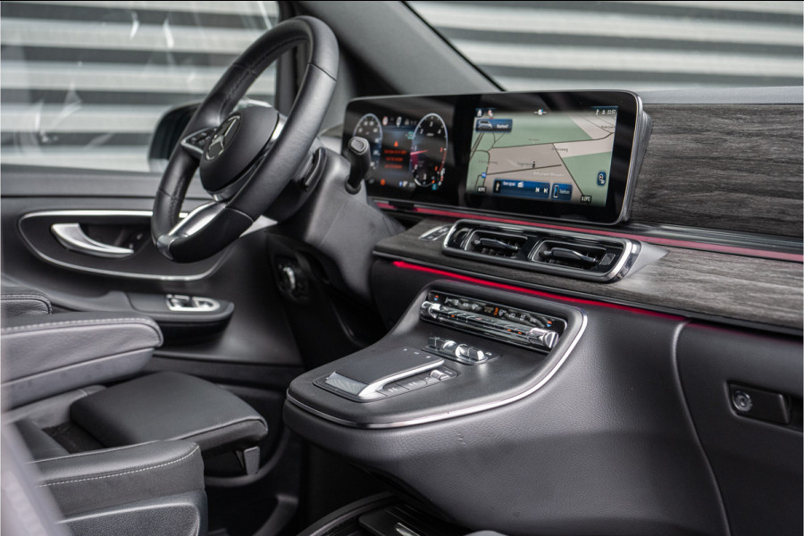 Mercedes-Benz V-Klasse 300d Extra Lang AMG-Line -Distronic-