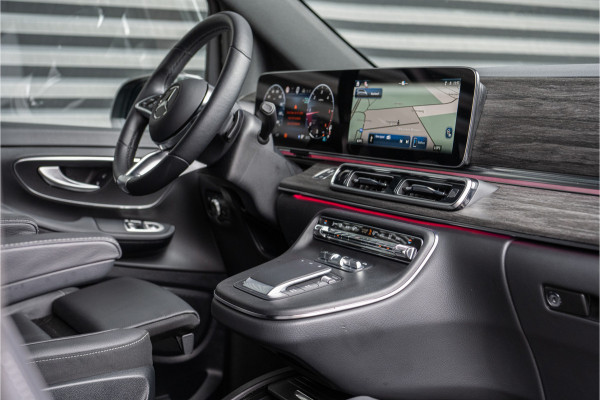 Mercedes-Benz V-Klasse 300d Extra Lang AMG-Line -Distronic-