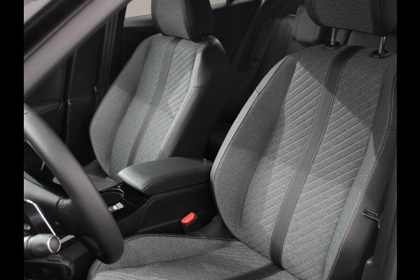 Peugeot 2008 1.2 PureTech 130pk Automaat Allure Navigatie Climate Control Camera 360 Dab Led Lichtmetalen Velgen Parkeer sensoren Cruise Control Adaptive Stoelverwarming