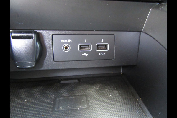 Renault Clio 1.0 TCe Intens, Navigatie, Climat Control, PDC, Stoelverw.