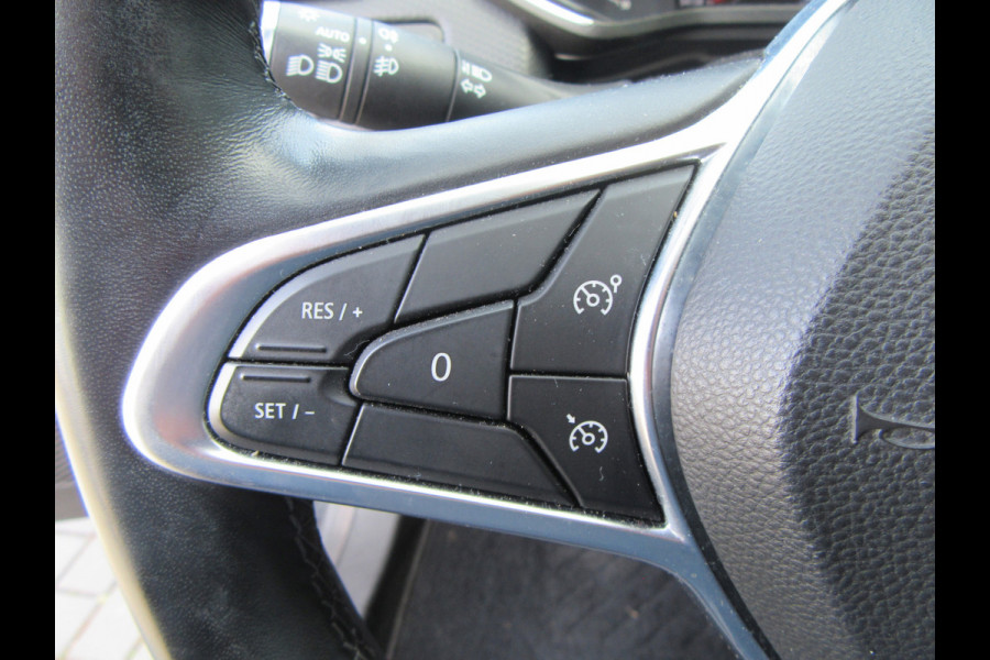 Renault Clio 1.0 TCe Intens, Navigatie, Climat Control, PDC, Stoelverw.