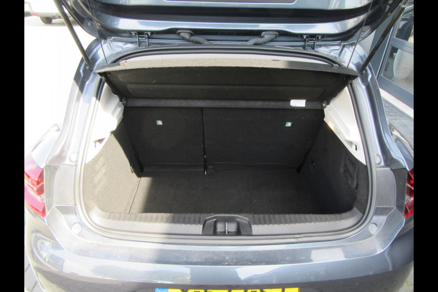 Renault Clio 1.0 TCe Intens, Navigatie, Climat Control, PDC, Stoelverw.