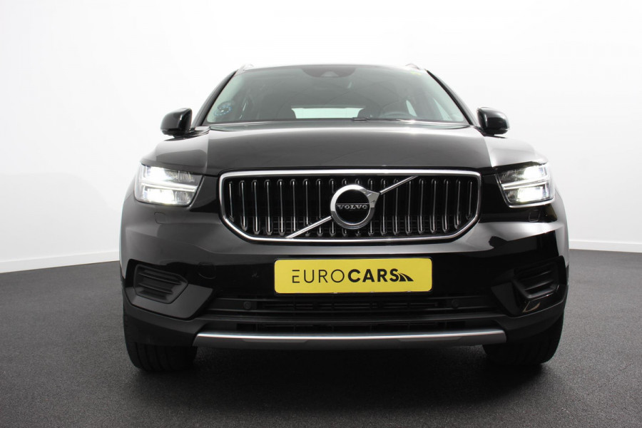 Volvo XC40 1.5 T4 211pk Automaat PHEV Recharge Inscription Navigatie Apple Carplay/Android Auto Parkeersensoren Adaptive Cruise Control Elektrische achterklep Stoelverwarming Wegklapbare trekhaak LED-koplampen