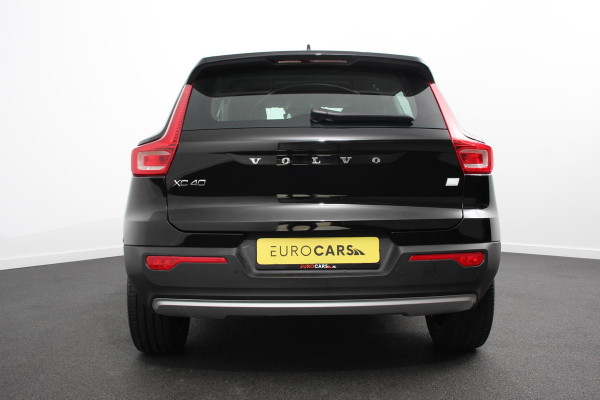 Volvo XC40 1.5 T4 211pk Automaat PHEV Recharge Inscription Navigatie Apple Carplay/Android Auto Parkeersensoren Adaptive Cruise Control Elektrische achterklep Stoelverwarming Wegklapbare trekhaak LED-koplampen