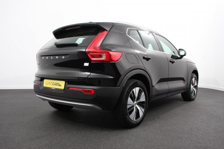 Volvo XC40 1.5 T4 211pk Automaat PHEV Recharge Inscription Navigatie Apple Carplay/Android Auto Parkeersensoren Adaptive Cruise Control Elektrische achterklep Stoelverwarming Wegklapbare trekhaak LED-koplampen