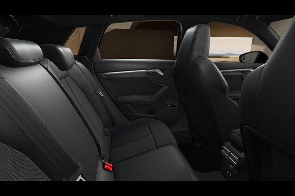 Audi A3 Sportback S edition Competition 45 TFSI e 180 kW / 245 PK Sp panoramadak, SONOS soundsysteem, comfortsleutel, LM 18" %-Y dubbelspaak, assistentiepakket Driving en Parking