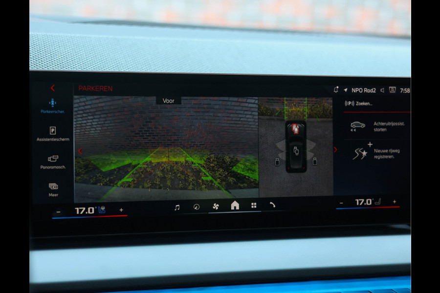 BMW X3 M50 xDrive*Trekhaak*Pano*IconicGlow*
