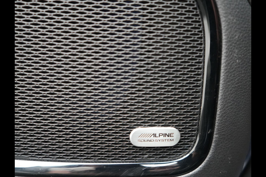 Jeep Compass 4xe 240 Plug-in Hybrid Electric S PHEV | Panodak | Trekhaak Afn | Adaptive Cruise | 360 Camera | Alpine Audio |  Lederen Sportstoelen Memory & Ventilatie | Keyless | 19"L.M |