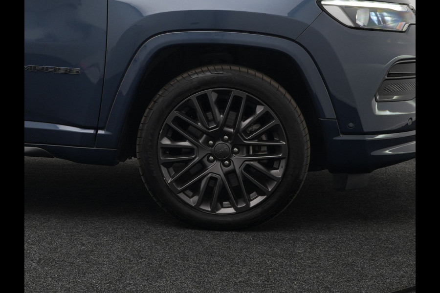 Jeep Compass 4xe 240 Plug-in Hybrid Electric S PHEV | Panodak | Trekhaak Afn | Adaptive Cruise | 360 Camera | Alpine Audio |  Lederen Sportstoelen Memory & Ventilatie | Keyless | 19"L.M |