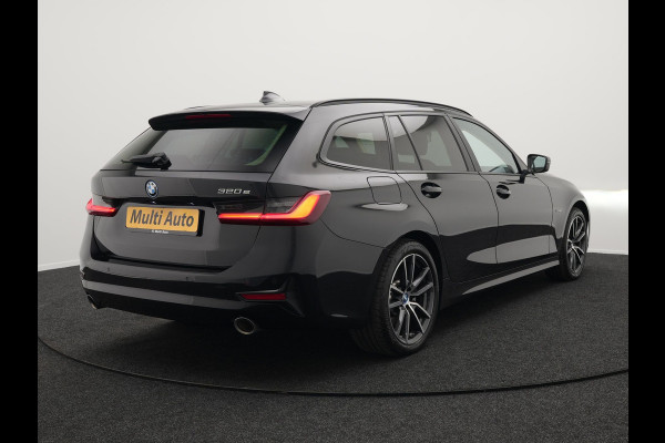 BMW 3 Serie Touring 320e Sportline Plug In Hybrid Dealer O.H PHEV | Panodak | Lederen Sportstoelen Verwarmd | 18"L.M | Sfeerverlichting | Apple Carplay | HIFI | Virtual | LED |