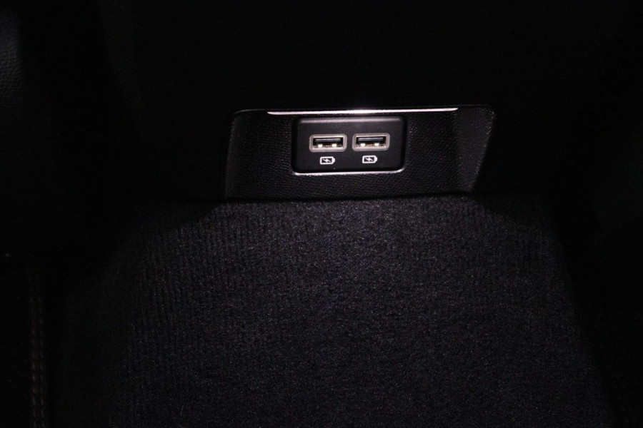 Peugeot 508 1.6 HYbrid GT | Stoelverwarming | Focal Sound | Leder/Alcantara | Carplay | Camera | Adaptive cruise | Navigatie | Full LED | Keyless | PHEV