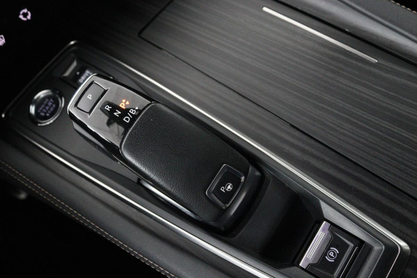 Peugeot 508 1.6 HYbrid GT | Stoelverwarming | Focal Sound | Leder/Alcantara | Carplay | Camera | Adaptive cruise | Navigatie | Full LED | Keyless | PHEV