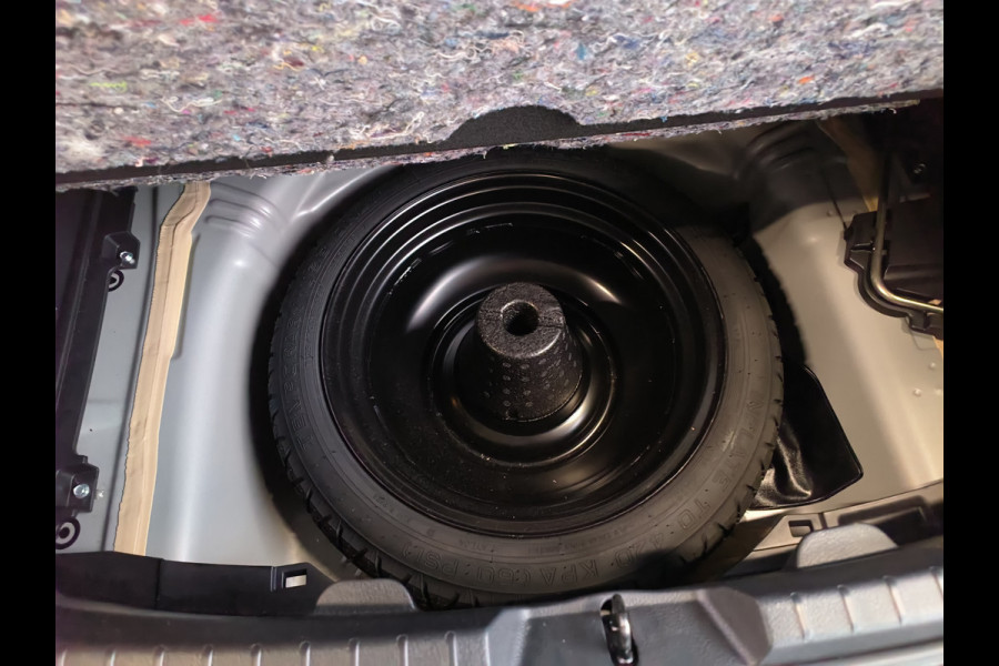Toyota Yaris 1.0 VVT-i Active Rijklaar + 12 maanden Bovag-garantie Henk Jongen Auto's in Helmond,  al 50 jaar service zoals 't hoort!