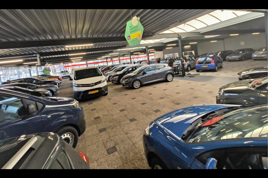 Toyota Yaris 1.0 VVT-i Active Rijklaar + 12 maanden Bovag-garantie Henk Jongen Auto's in Helmond,  al 50 jaar service zoals 't hoort!