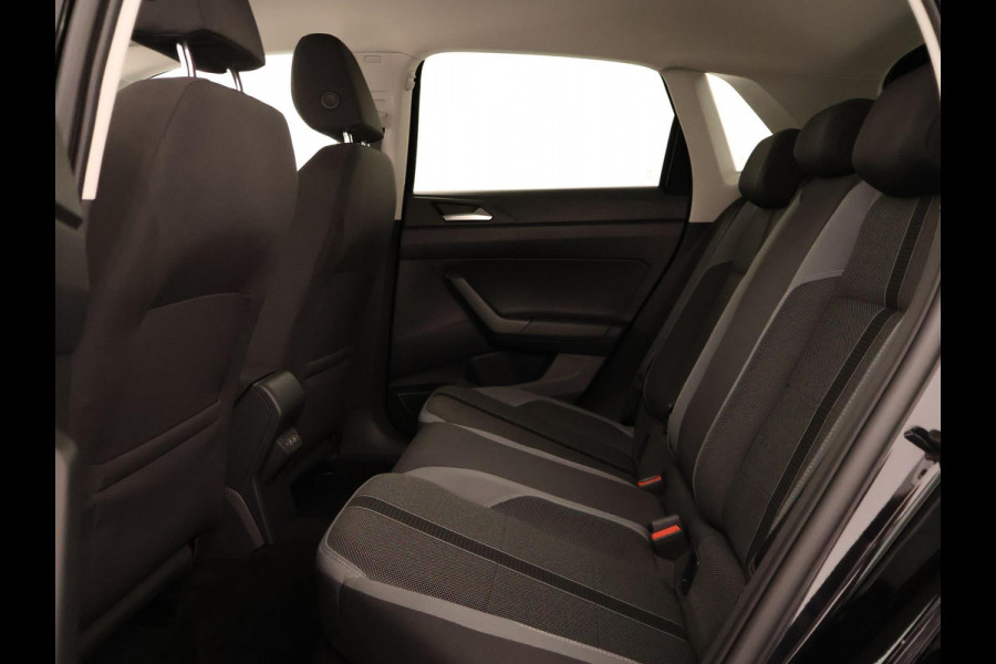 Volkswagen Polo 1.0 TSI Highline NAVI | CarPlay | Clima | PDC
