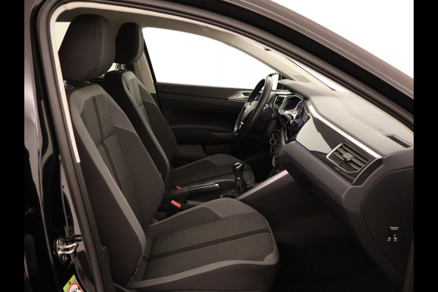 Volkswagen Polo 1.0 TSI Highline NAVI | CarPlay | Clima | PDC