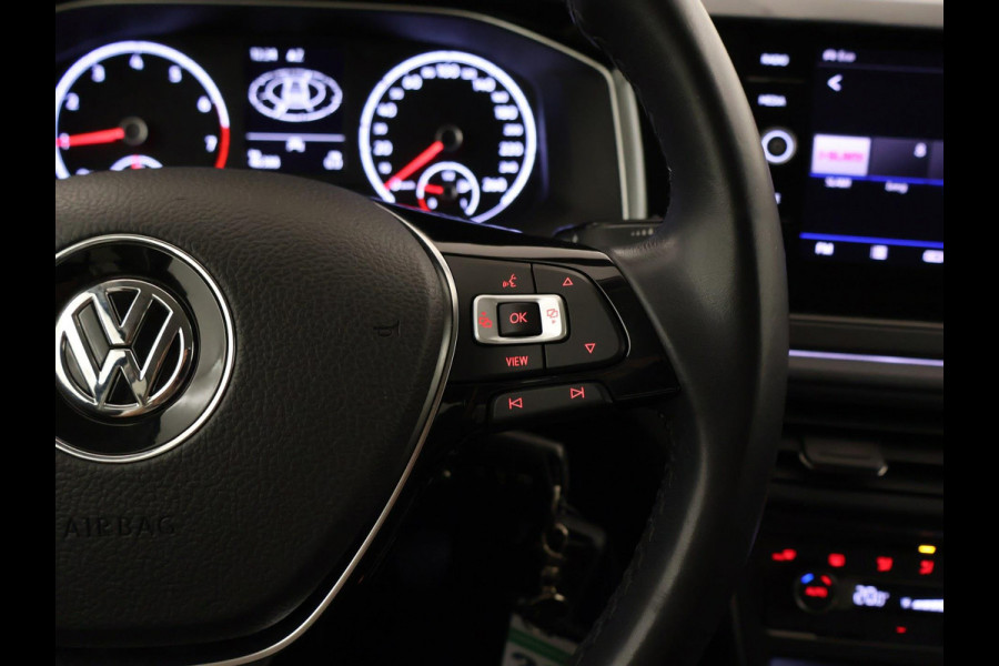 Volkswagen Polo 1.0 TSI Highline NAVI | CarPlay | Clima | PDC