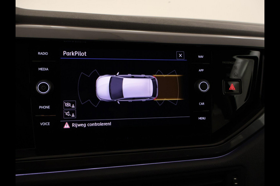 Volkswagen Polo 1.0 TSI Highline NAVI | CarPlay | Clima | PDC