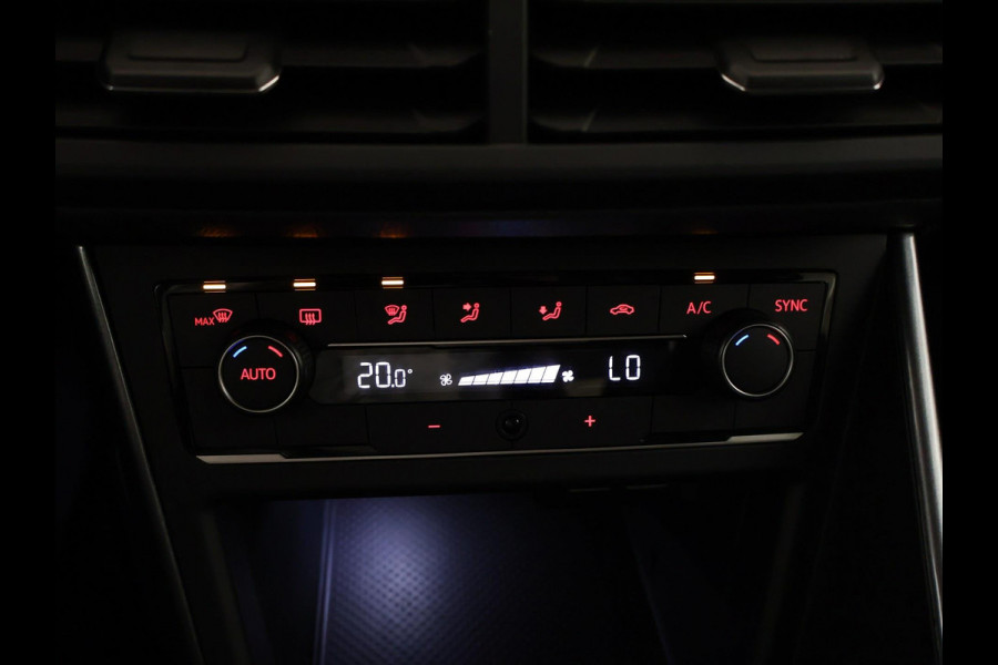 Volkswagen Polo 1.0 TSI Highline NAVI | CarPlay | Clima | PDC