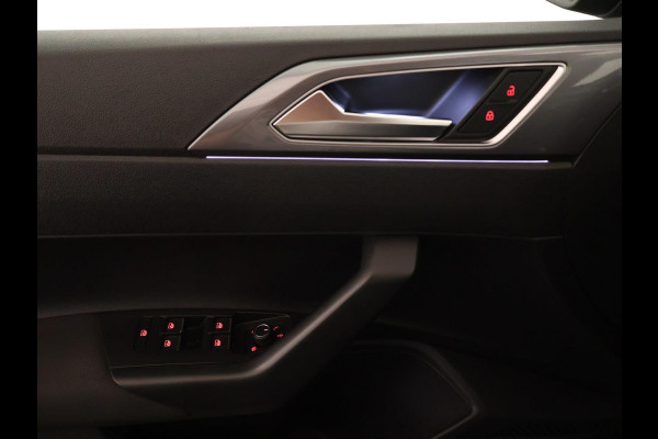 Volkswagen Polo 1.0 TSI Highline NAVI | CarPlay | Clima | PDC