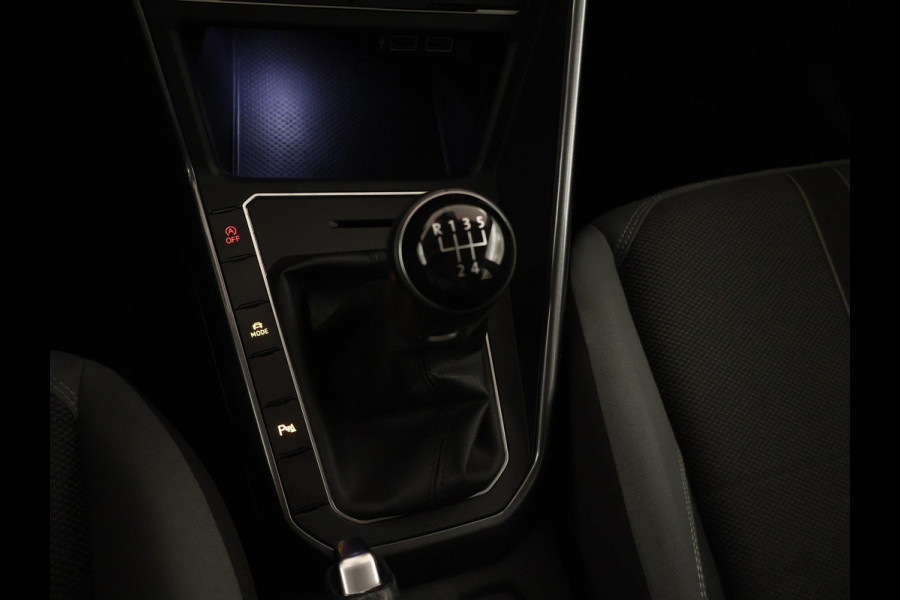 Volkswagen Polo 1.0 TSI Highline NAVI | CarPlay | Clima | PDC