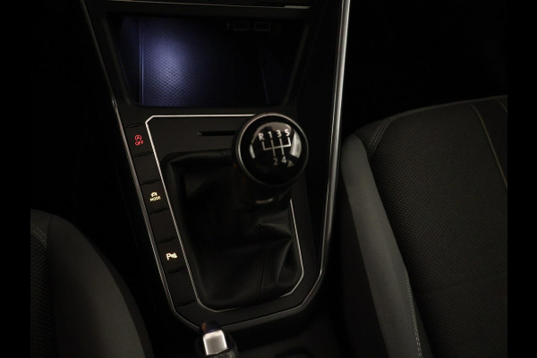 Volkswagen Polo 1.0 TSI Highline NAVI | CarPlay | Clima | PDC