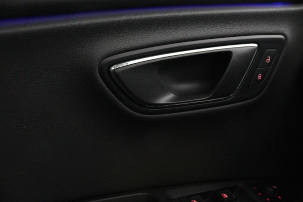 Seat Leon 1.4 TSI FR | Panoramadak | Stoelverwarming | Carplay | Sfeerverlichting | Navigatie | Leder/Alcantara | SEAT Sound | Climate control | Full LED | Parkeerhulp | Cruise control