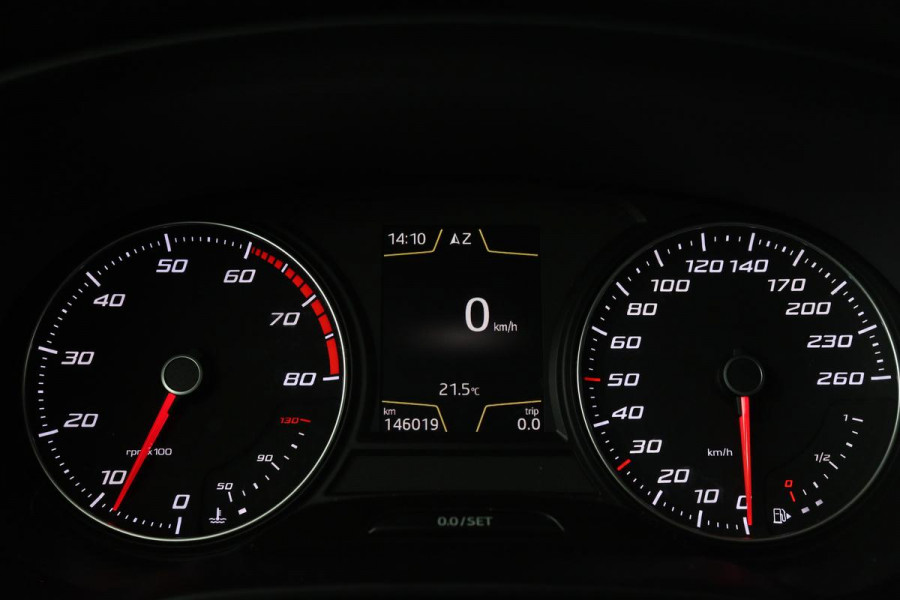 Seat Leon 1.4 TSI FR | Panoramadak | Stoelverwarming | Carplay | Sfeerverlichting | Navigatie | Leder/Alcantara | SEAT Sound | Climate control | Full LED | Parkeerhulp | Cruise control