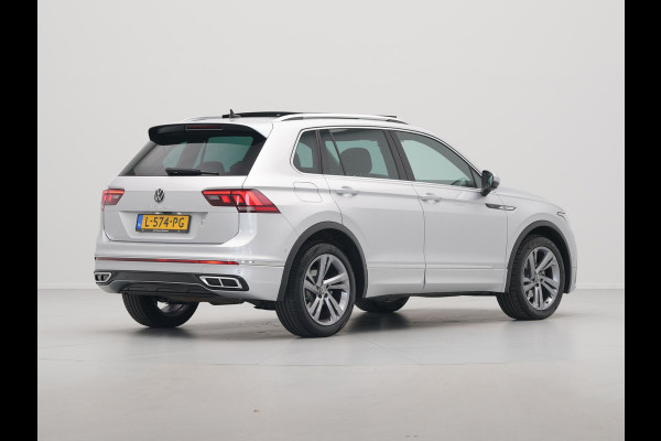 Volkswagen Tiguan 1.5 TSI 150pk DSG R-Line Panoramadak Navigatie Wegkl. trekhaak Camera