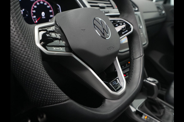 Volkswagen Tiguan 1.5 TSI 150pk DSG R-Line Panoramadak Navigatie Wegkl. trekhaak Camera