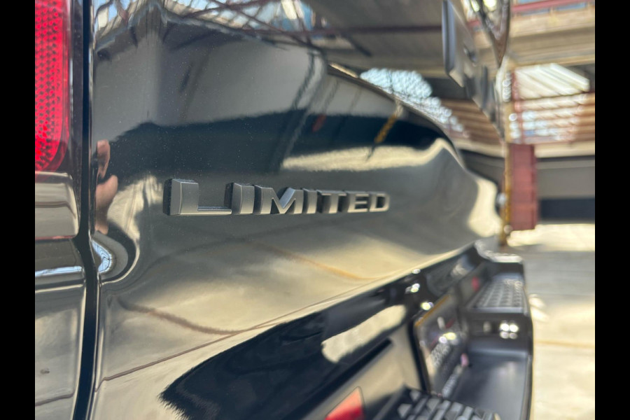Dodge Ram 1500 Limited Night 5.7L 401pk LPG 4X4 360cam Head-up