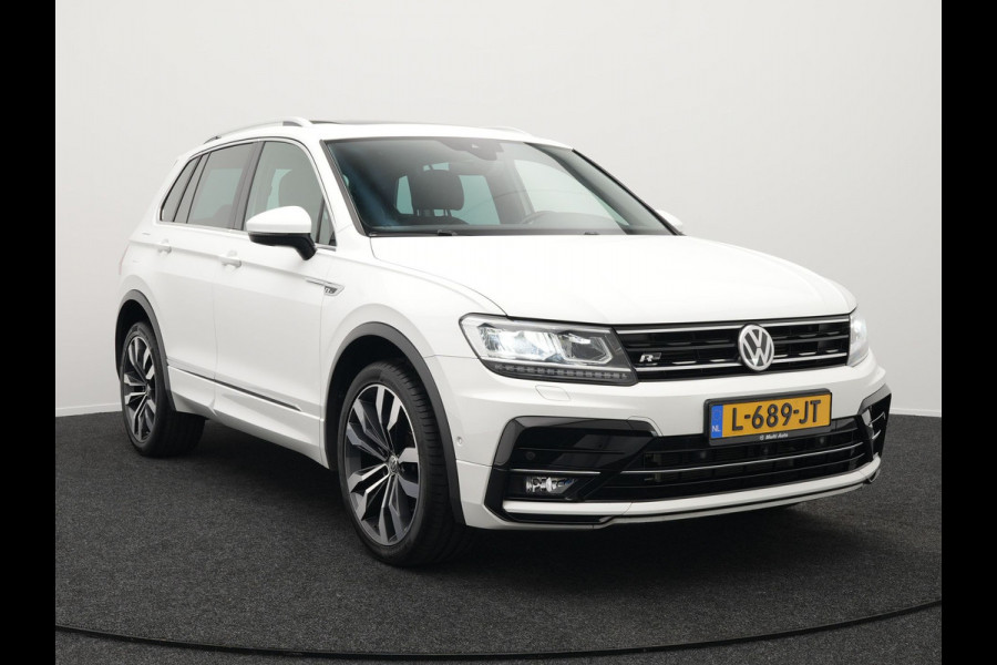 Volkswagen Tiguan 2.0 TSI 4Motion R-Line 220pk | Panodak | Trekhaak Afneembaar | Adaptive Cruise | 360 Camera | LED | Carplay | Stoelverwarming | 20'' L.M. |