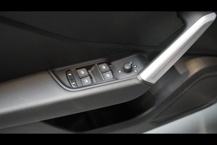 Audi Q2 40 TFSI Quattro Sport Black Optik AUTOMAAT-AUDI SOUND-CLIMA-DAB-FULL LED-NAVIGATIE-STOELVERWARMING-VOLLEDER