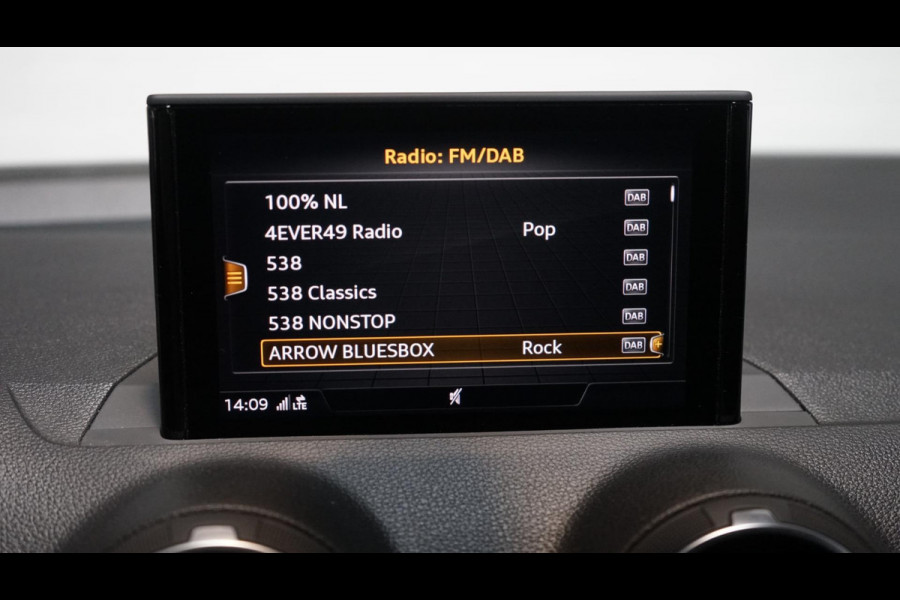Audi Q2 40 TFSI Quattro Sport Black Optik AUTOMAAT-AUDI SOUND-CLIMA-DAB-FULL LED-NAVIGATIE-STOELVERWARMING-VOLLEDER