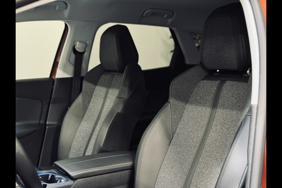 Peugeot 3008 1.2 PureTech Allure | Keyless | Camera | Navi