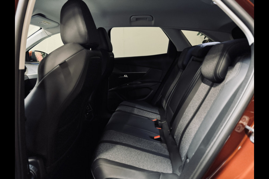 Peugeot 3008 1.2 PureTech Allure | Keyless | Camera | Navi