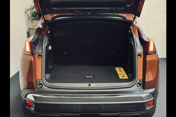 Peugeot 3008 1.2 PureTech Allure | Keyless | Camera | Navi