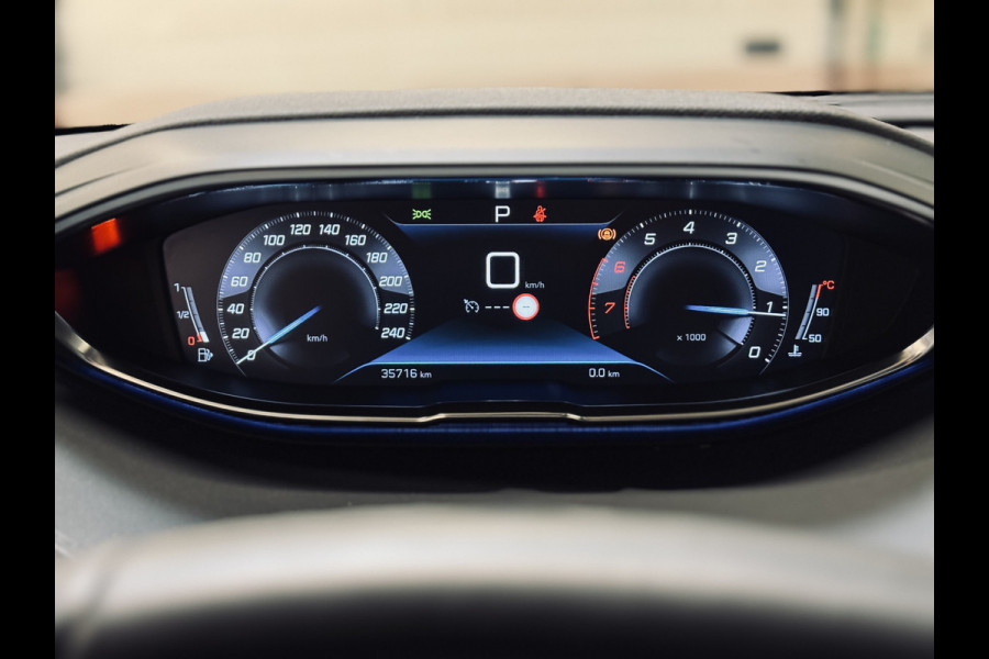 Peugeot 3008 1.2 PureTech Allure | Keyless | Camera | Navi