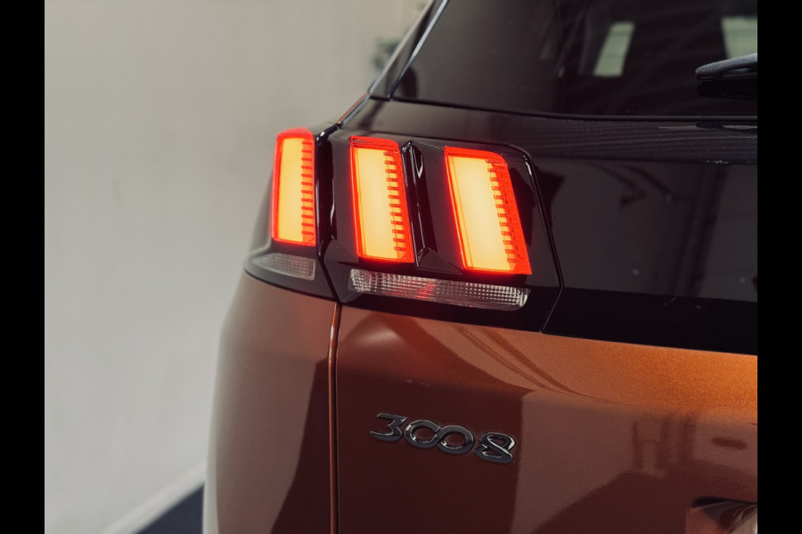 Peugeot 3008 1.2 PureTech Allure | Keyless | Camera | Navi