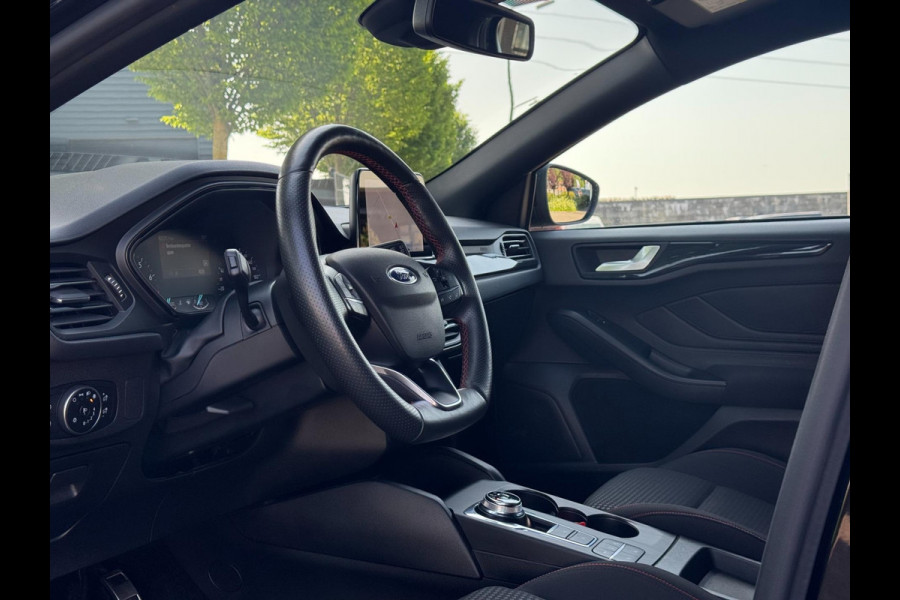 Ford Focus 1.0 EcoBoost ST-Line | Navi, Camera, ACC, Stoel+Stuurverw., Carplay/Android, DAB | Dealeronderhouden |