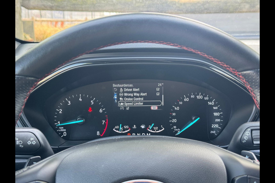 Ford Focus 1.0 EcoBoost ST-Line | Navi, Camera, ACC, Stoel+Stuurverw., Carplay/Android, DAB | Dealeronderhouden |