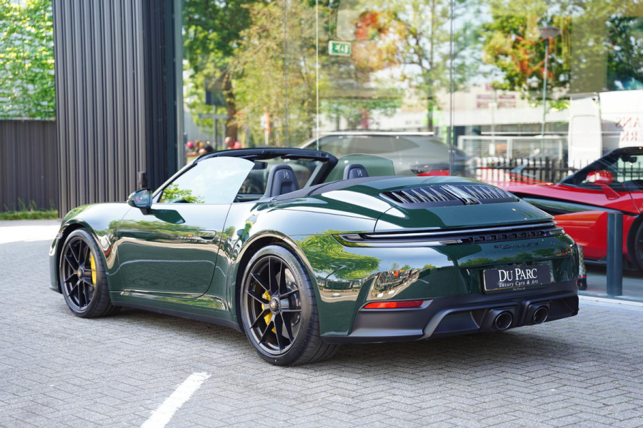 Porsche 911 Cabrio 3.0 Carrera GTS PTS Brewster Green Ceramic