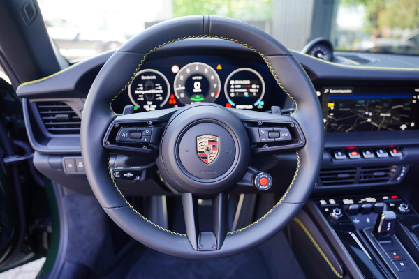 Porsche 911 Cabrio 3.0 Carrera GTS PTS Brewster Green Ceramic